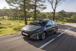 Toyota Prius Plug-in Hybrid 2016 года